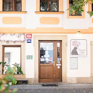 Women's Only - Female Only Prague